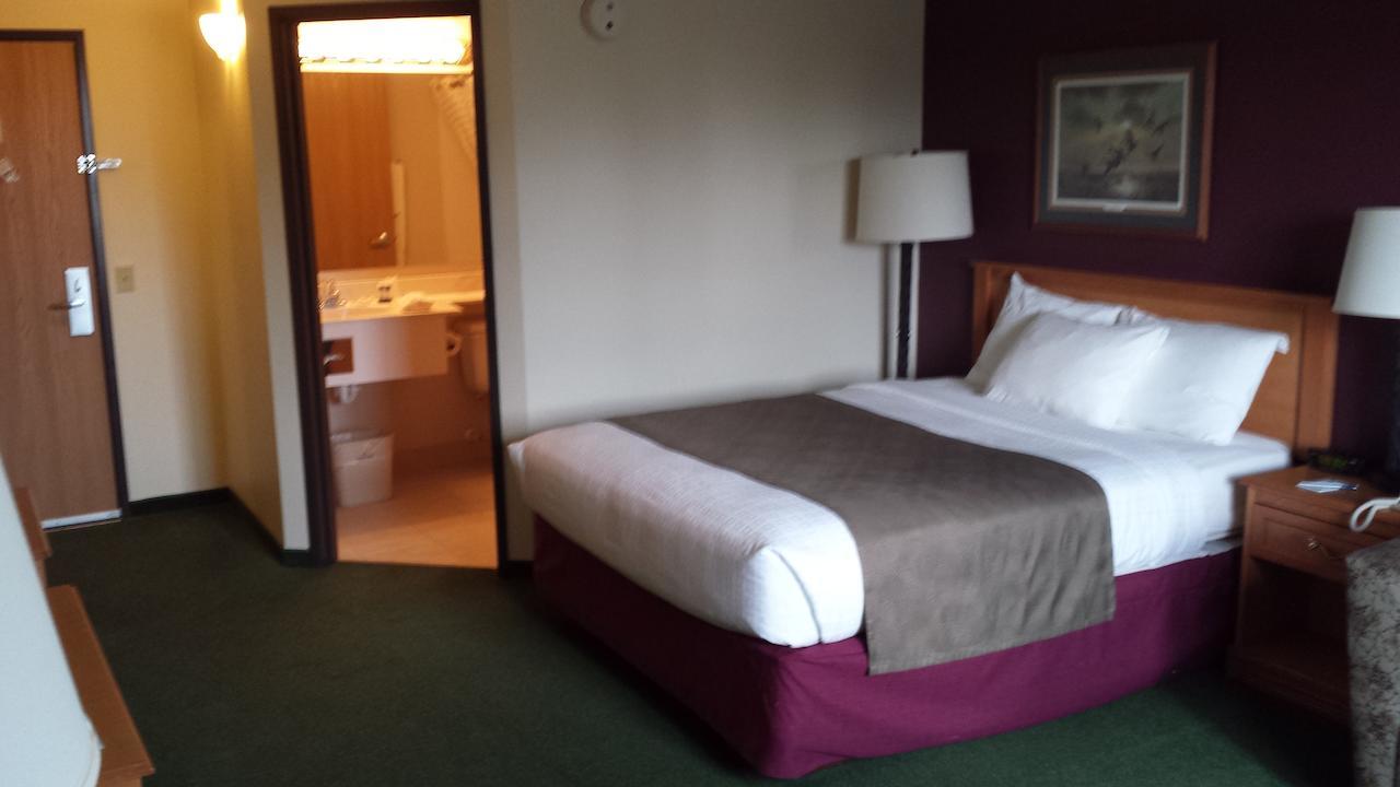 Americinn By Wyndham Madison Sd מראה חיצוני תמונה
