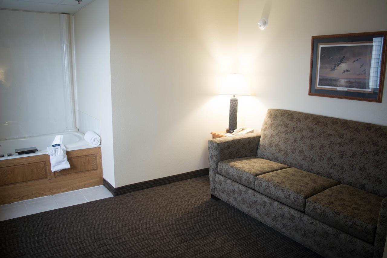 Americinn By Wyndham Madison Sd מראה חיצוני תמונה